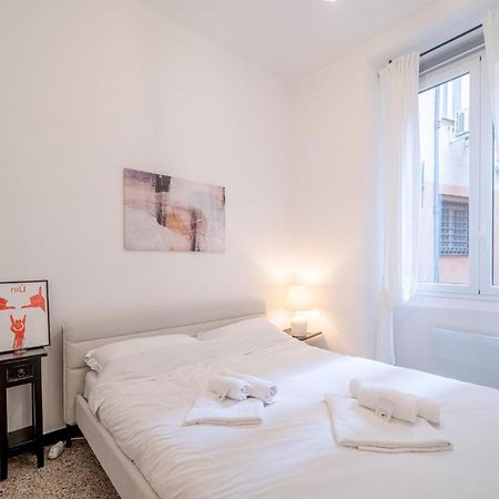 Central & Lovely Apartment In Genova - Netflix! Exteriör bild