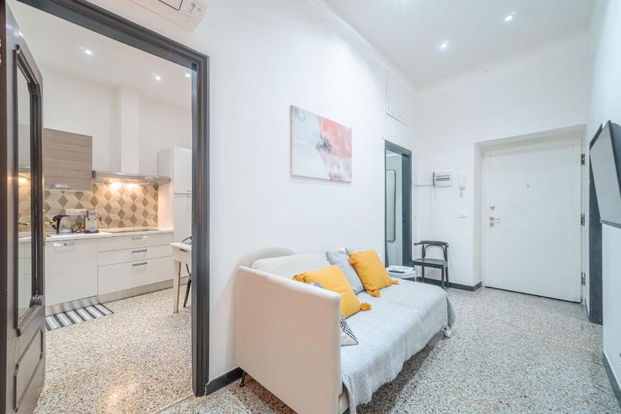 Central & Lovely Apartment In Genova - Netflix! Exteriör bild