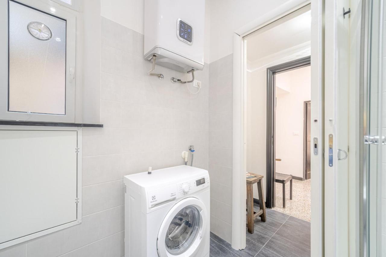 Central & Lovely Apartment In Genova - Netflix! Exteriör bild
