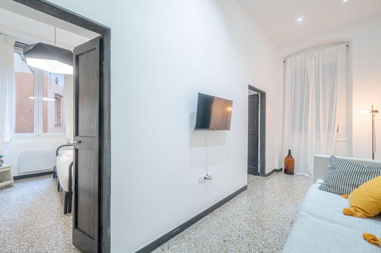 Central & Lovely Apartment In Genova - Netflix! Exteriör bild